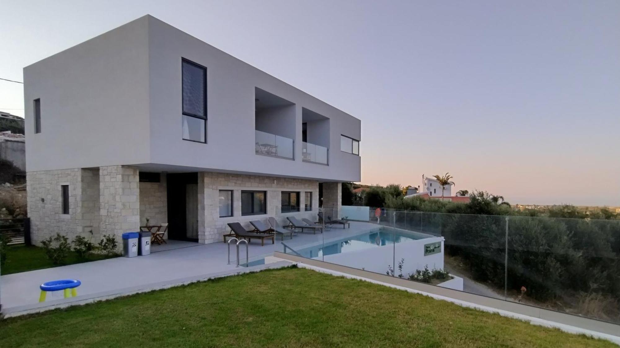 Cream Cozy Getaway - 3 Pearls Pool Retreat Apartamento *